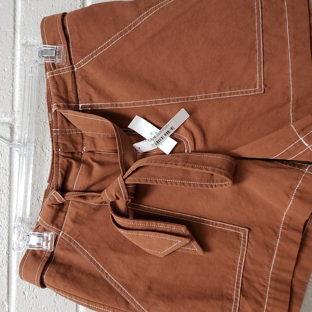 High-Waist Tie-Belt Women's Shorts — Rust Brown - Picture 4 of 5